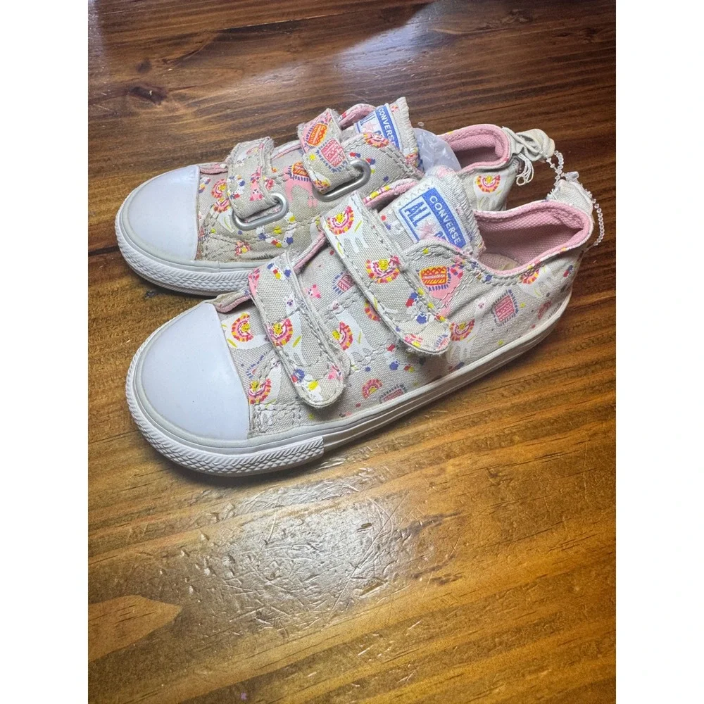 Converse Chuck Taylor All Star Llama Print Infant Sneakers Size 9 766294F